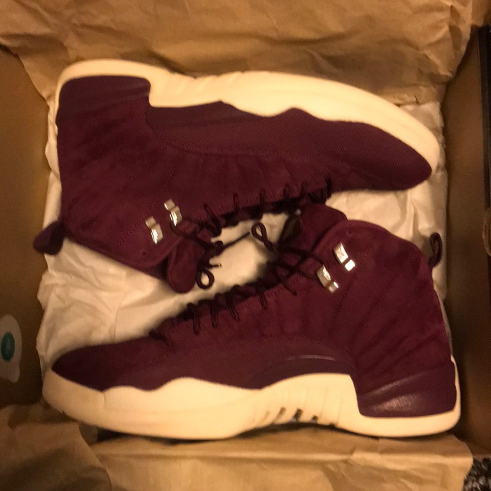 Jordan 12 Retro Bordeaux